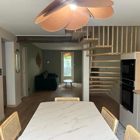 Appartement Maison Avec Jardin Proche Du Marché Royan