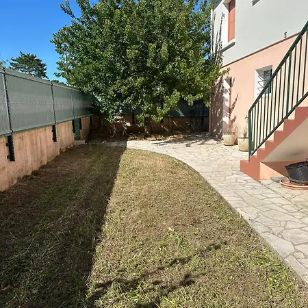 Maison Avec Jardin Proche Du Marché *
